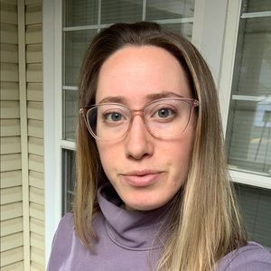 Meet your Posher, Nina